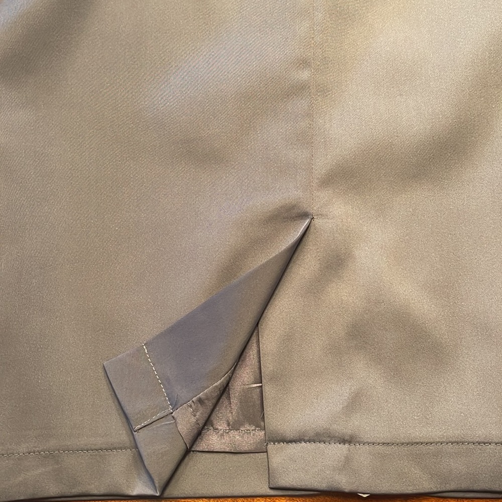 Cute strapless colorblock grey and white mini with the zipper!!  Size M, junior - Picture 7 of 9